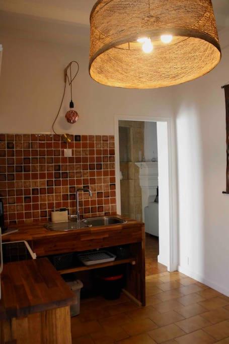 Spacieux Appartement 4 Couchages, Terrasse Privee นาร์บอนน์ ภายนอก รูปภาพ